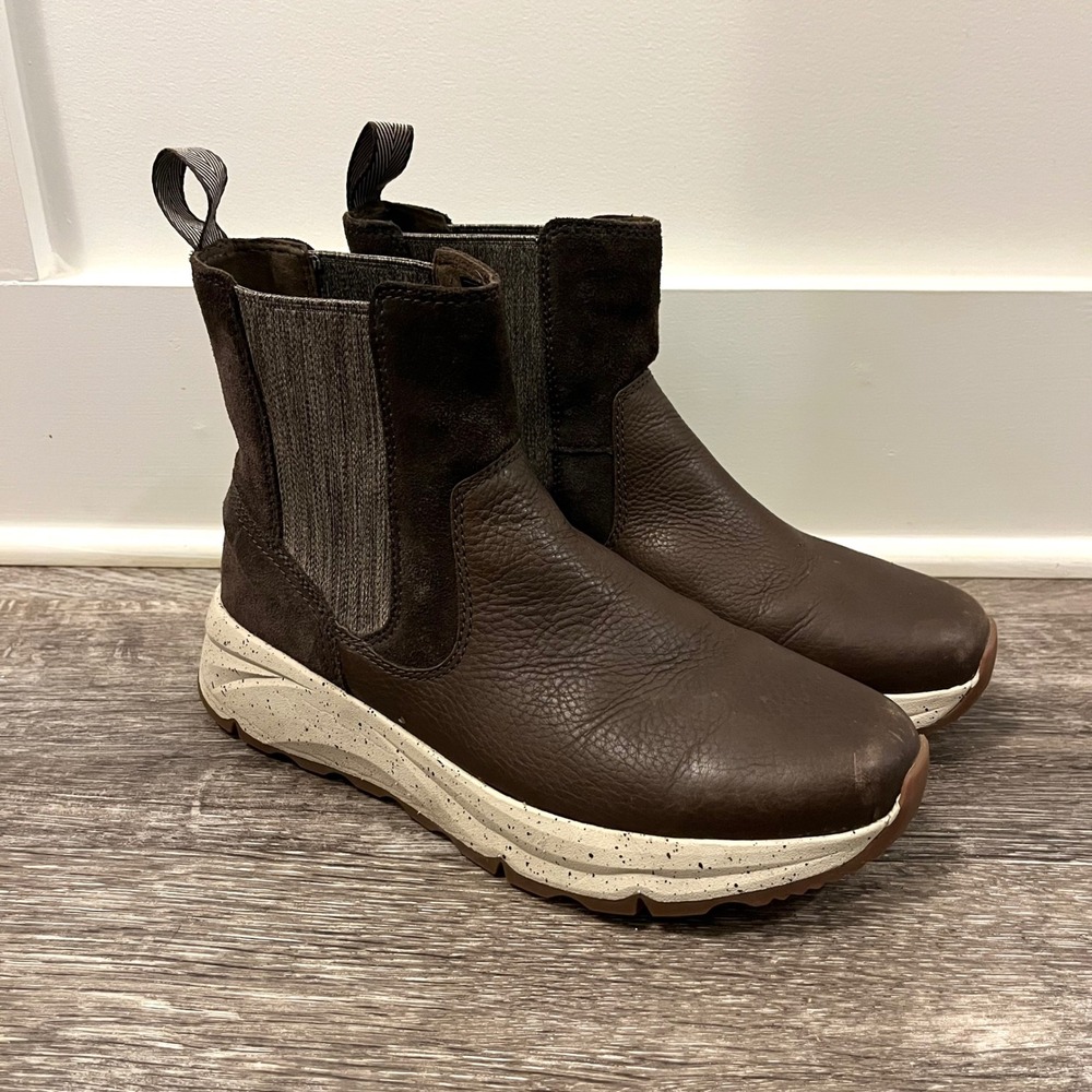 Kodiak Boots Women's 10 Takla Brown Leather and Suede Pull On Chelsea Ankle